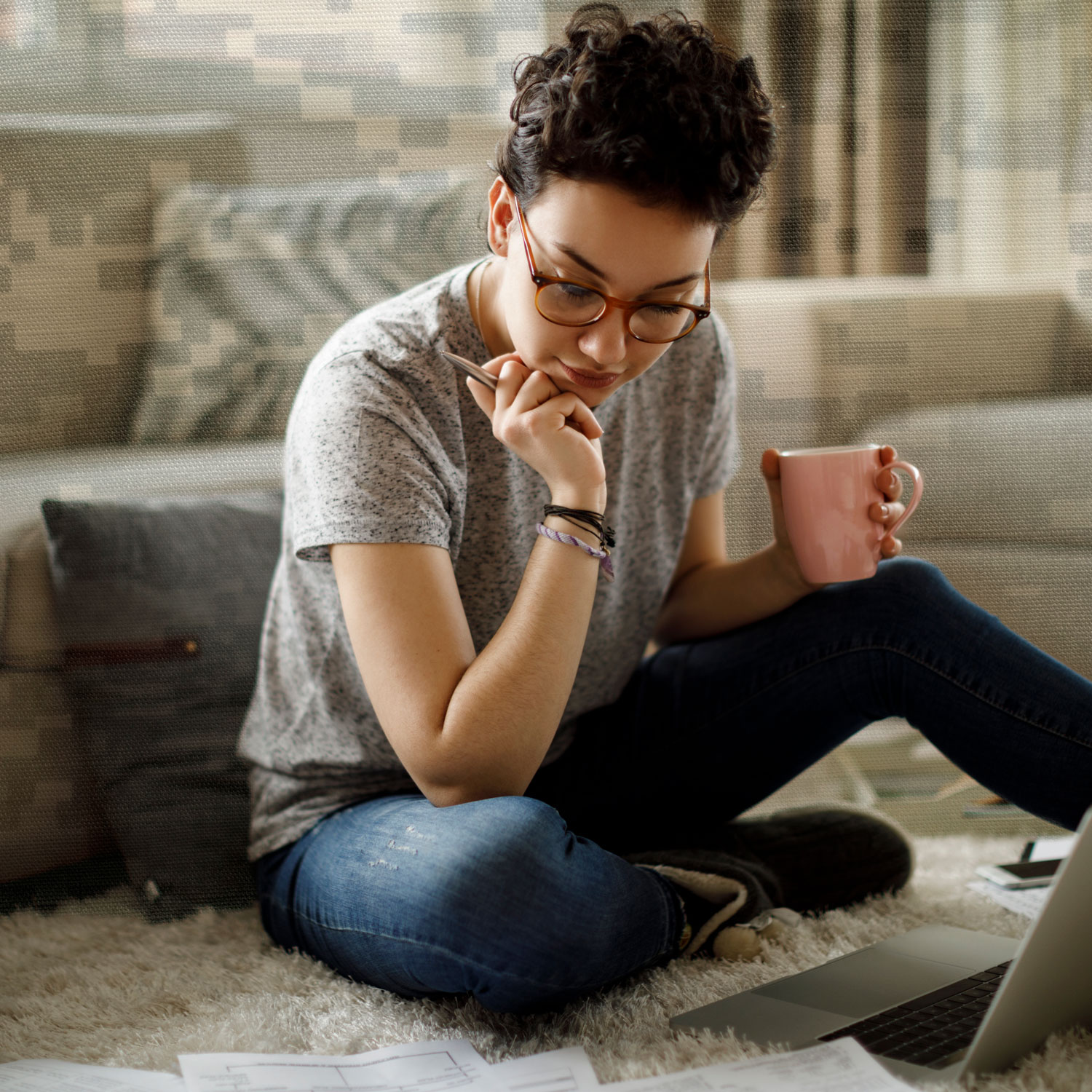 woman studying online with military background