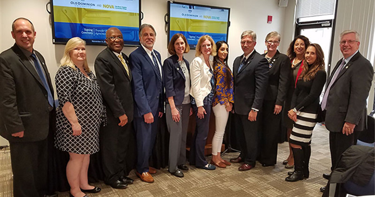 Group portrait of officials from ODU and NOVA 
