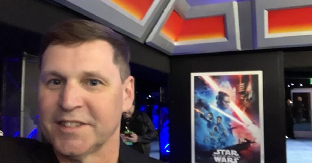 Man smiling at Star Wars Premiere