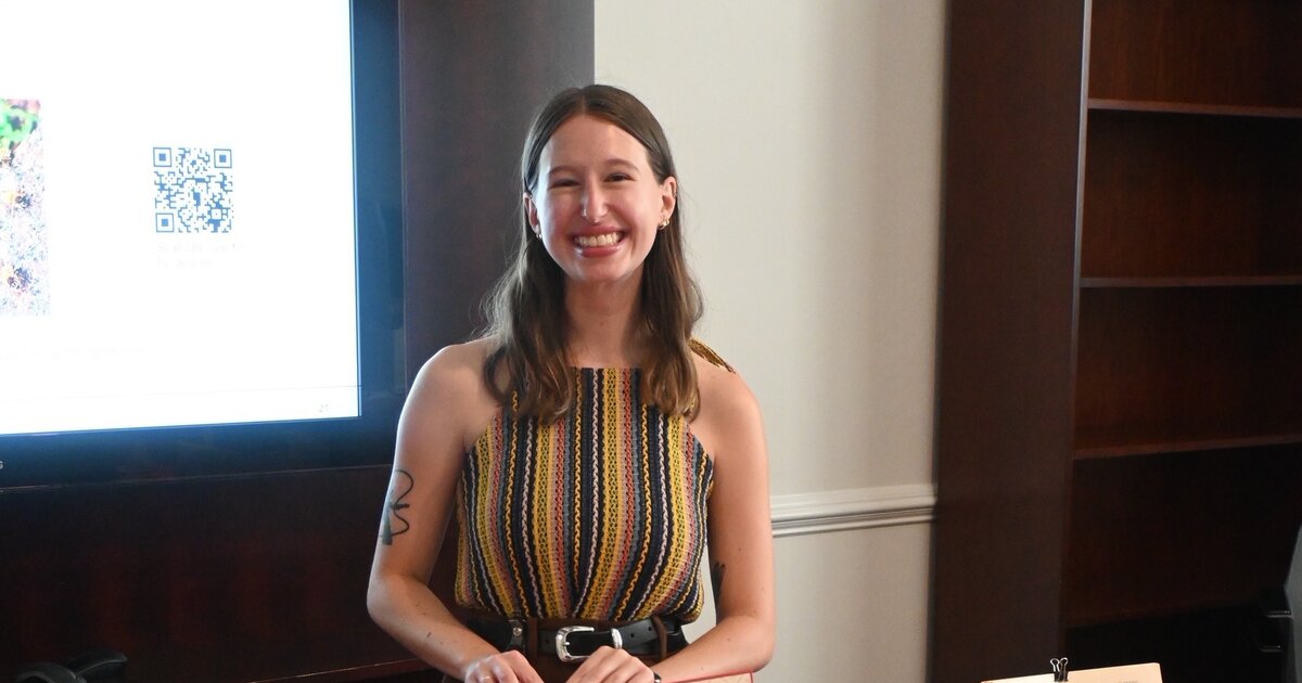 Colleen Rodgers ’27, a program specialist at the Library of Congress, is pursuing ODU's online MLIS to prepare for a collections-focused role. 