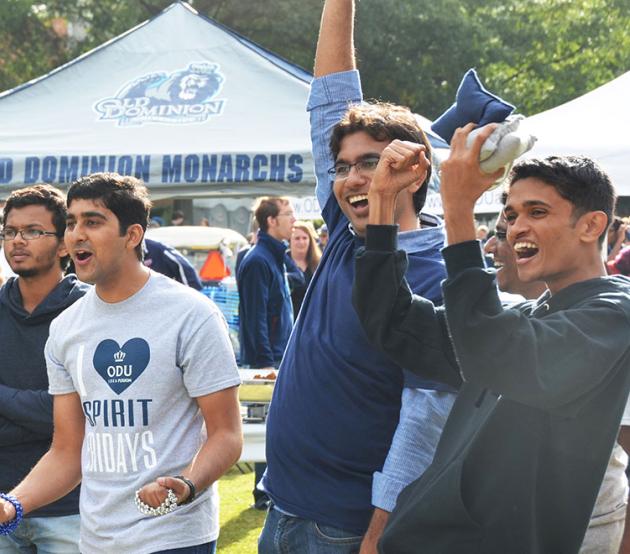 Students Tailgating at ODU