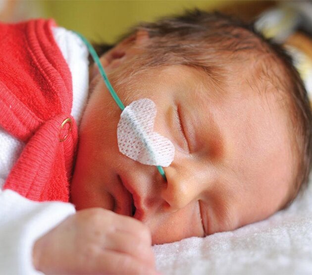 Infant under neonatal nursing care