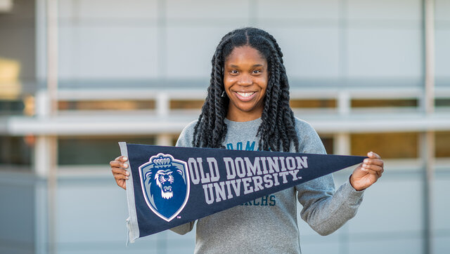 ODU online student Raven Morris