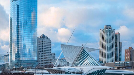 Photo of Northwestern Mutual building in Milwaukee