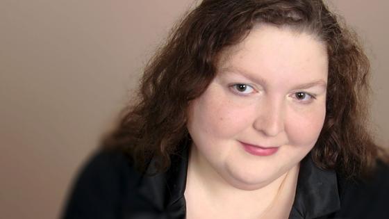 Award-winning online faculty Chrystal Trapani