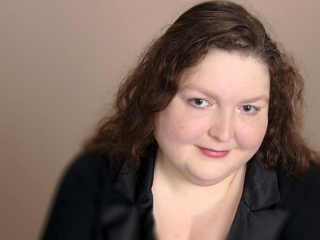 Award-winning online faculty Chrystal Trapani